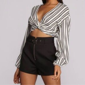 🔥2/$20🔥Windsor Black and White Striped Top NWOT